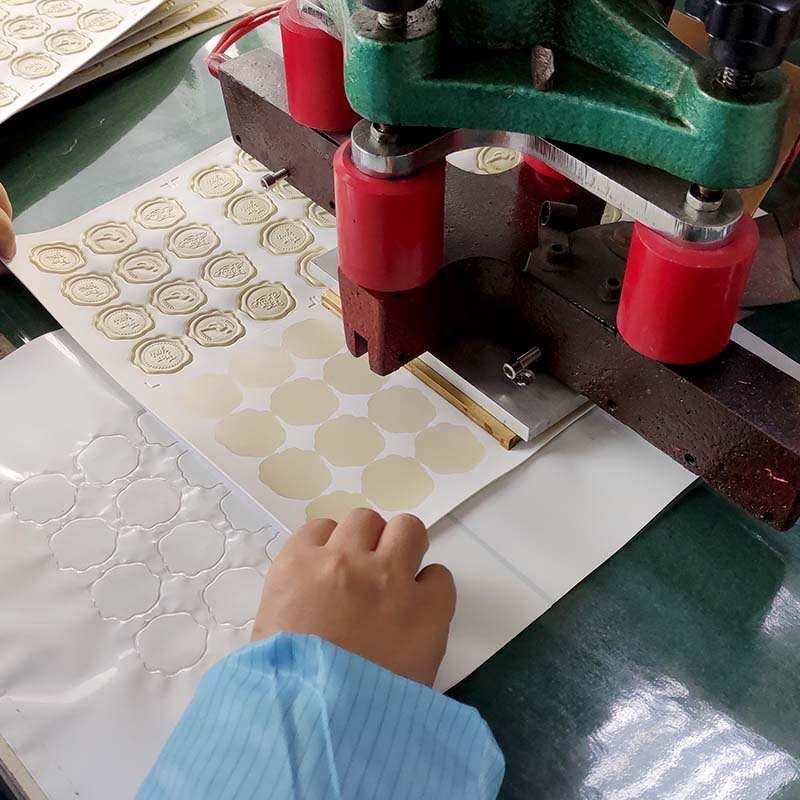 泡泡贴冲压高频机